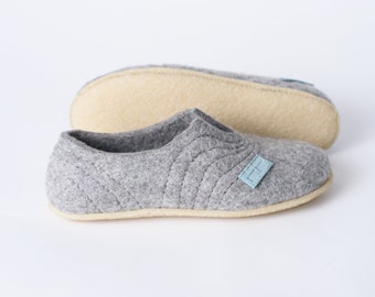 Felted wool clogs slippers for women - Unisex woollen house shoes for a high instep or wide feet - non slip rubber or leather sole
