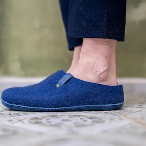 Felted Wool Slippers: BureBure Handmade Breathable Indoor/Outdoor Shoes