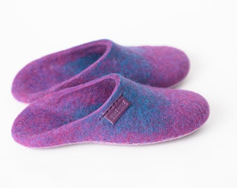 Backless Felted Wool Women Slippers, Boiled Wool Mules, Slip-on woolen shoes, Closed toe slippers slides, Hand-Crafted gift for her