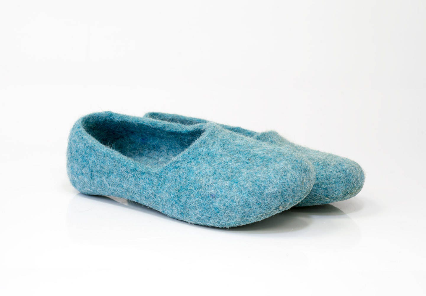 slippers turquoise