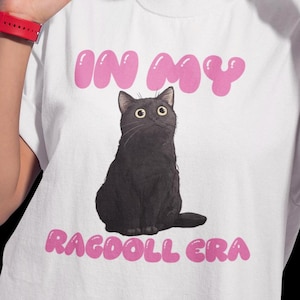 Ragdoll Cat Shirt, Cute Cat Lover Tee, Funny Cat Graphic Top, Ragdoll Cat Mom Gift, Cat Dad T-Shirt, Pet Owner Clothing, Cat Breed Tee