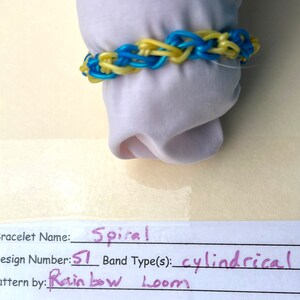 Loom bracelet great for kids & adults!