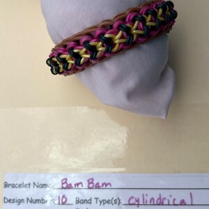 Loom bracelet great for kids & adults!