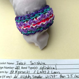 Loom bracelet great for kids & adults!