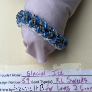 Loom bracelet great for kids & adults!