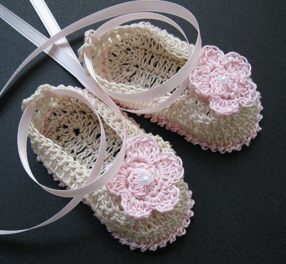 infant crib shoes girl