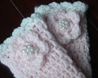 Crochet Baby Girl Leg Warmers w Pearls Newborn Knit Infant Toddler Leggings Newborn Legwarmers Acrylic Reborn Doll Leggings Baby Photo Prop