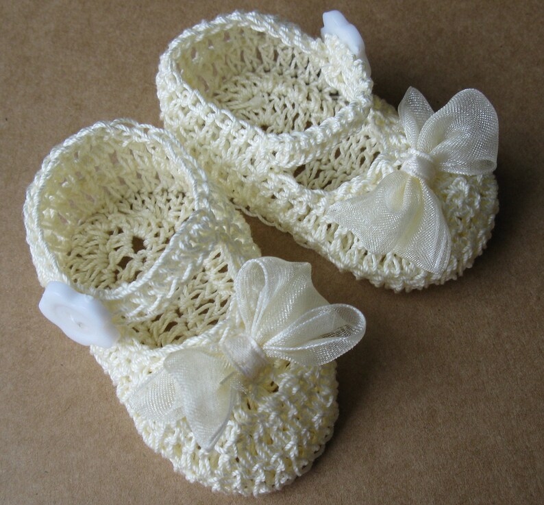 Crocheted Newborn Baby Girl Booties Infant Girl Crib Shoes Etsy