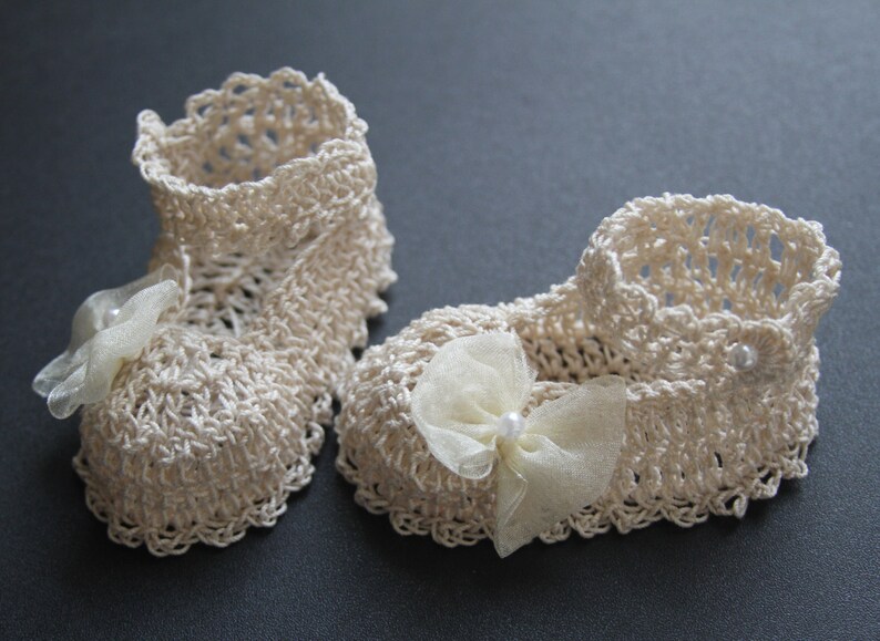 Crochet Baby Booties With Bows Infant Girl Booties Crib Shoes Etsy