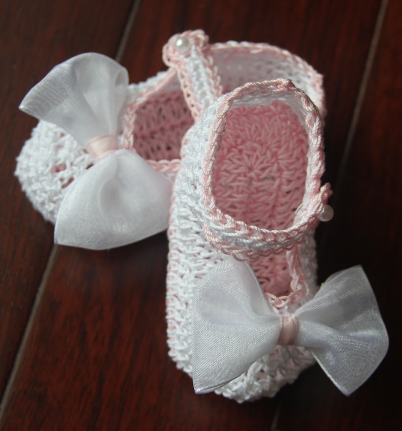 Crochet Newborn Baby Girl Booties Infant Crib Shoes With Bow Etsy