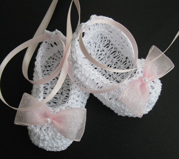 Baby Girl Booties Infant Girl Crib Shoes Crochet Newborn Booties Baptism Christening Baby Booties Knit Doll Shoes Handmade Reborn Shoes