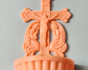 Vintage Salmon Plastic Holy Water Font Crucifix Kneeling Angels Made USA Catholic Wall Devotional