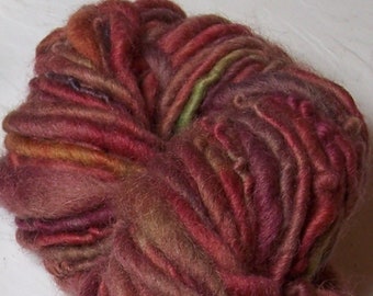 Autumn Aster Shadows handspun handpainted Two Sisters Yarn pink gold 3.4oz 41yd wool chunky thick thin single ply quick beginner weaving rug