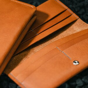 Carteira Longa Feminina - Toscano Natural (Marrom) - 10 Bolsos - Design Minimalista