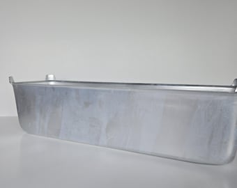 Vintage Wilton 1972 Aluminum Loaf Pan – Quality Bakeware for Perfect Breads!
