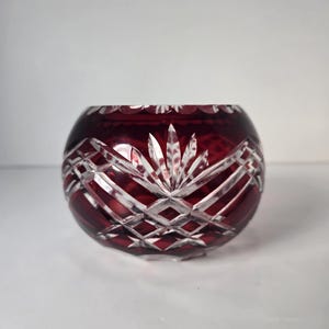 Vintage Fifth Avenue cristal rouge rubis coupé pour transparent photophore - bol bougie chauffe-plat en verre taillé en éventail - bougeoir rouge des années 1980