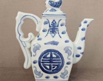 Blue White Mini Porcelain Teapot, Chinoiserie Decor, Chinese Export Ceramic Teapot, Small Shelf Accent