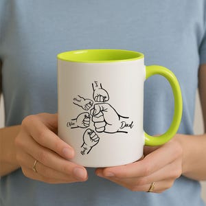Custom Dad Mug with Kids’ Names, Best Dad Gift, Personalized Coffee Mug for Father’s Day, Birthday Gift from Kids, Dad Fist Bump Mug