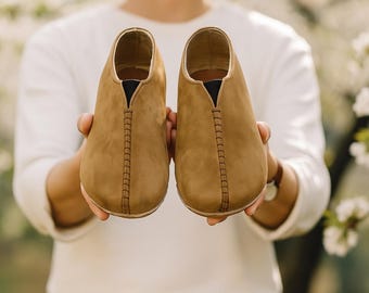 Earthing Barefoot Women Shoes, Grounding Leather Slip on Flats, Minimalist Natural Walking Shoes, Handmade Comfy Wide Toe Box Shoes