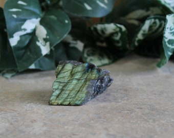 Small Labradorite Chunk Gifts for Home Birthday Gifts Metaphysical Tools Reiki Chakras Rustic Rock Decor Jewelry Making Gifts for Friends