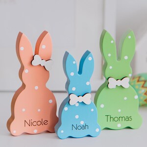 Coniglietto pasquale in legno, regalo pasquale personalizzato, decorazioni pasquali, decorazione per mensole personalizzate con personaggi pasquali, decorazioni pasquali per la casa, prima Pasqua