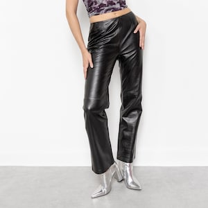 Pantalones acampanados de cuero vintage Y2K, tiro medio, talla 9/10