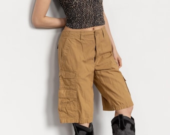 Vintage Cotton Cargo Shorts: Baggy Y2K Skater Style (Size 32)