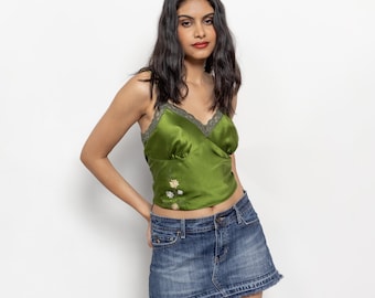 LOW RISE Y2K DENIM Mini Skirt Jean 2000s /  38 Inch Hips / Size 6