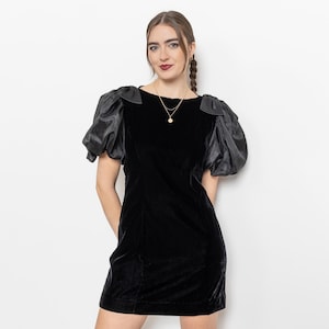 ROBE DE VACANCES EN VELOURS Cocktail Mini Vintage Velours Noir Manches Bouffantes Strass 80&#39;s / Medium