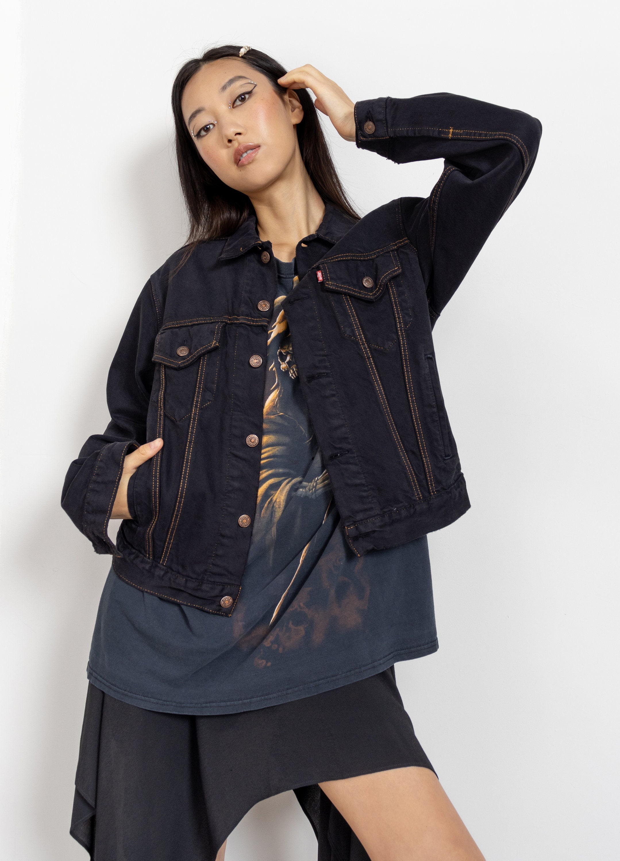 BLACK LEVI'S JACKET Vintage Jean Faded Trucker Boxy Cotton 90's Oversize / Medium Large - Etsy BLACK LEVI'S JACKET Vintage Jean Faded Trucker Boxy Cotton 90's Oversize / Medium Large - Etsy