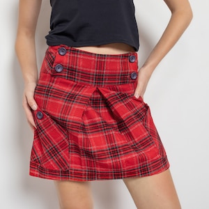 LOW RISE PLAID Wool Mini Skirt Vintage Pockets Pleated Y2K Red Holiday / 34 Inch Hips / Size 0