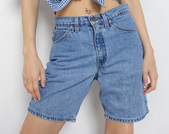 550 DENIM SHORTS LEVIS Vintage Denim High Waist Baggy Longline Bermuda Jorts / 38 Inch Hips / Size 5 6