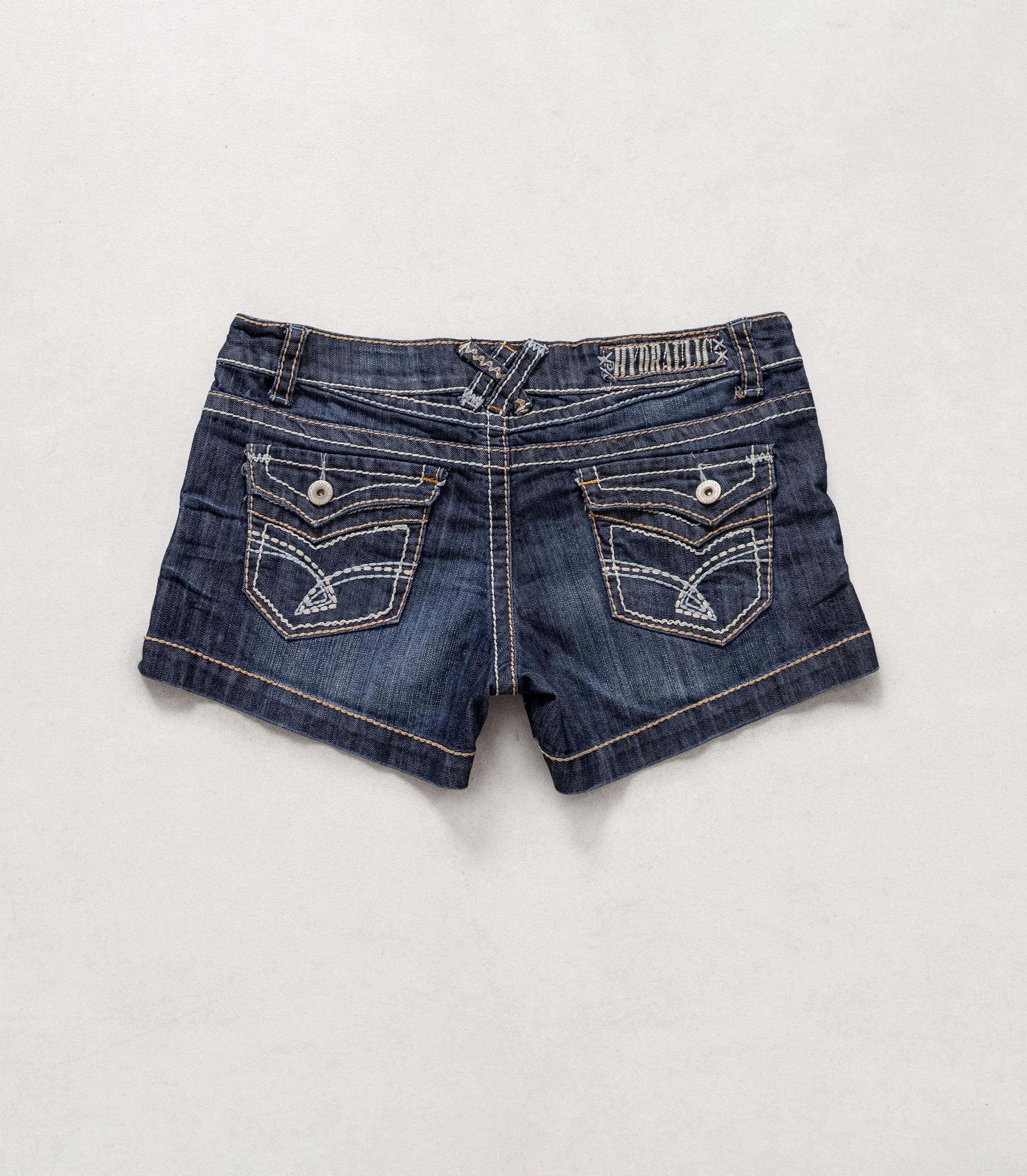 Y2K Low Rise Denim Shorts, Stretchy Embroidered Pockets, Size 11