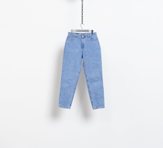 Levi's® HIGH WAISTED MOM - Jeans Tapered Fit - light-blue denim