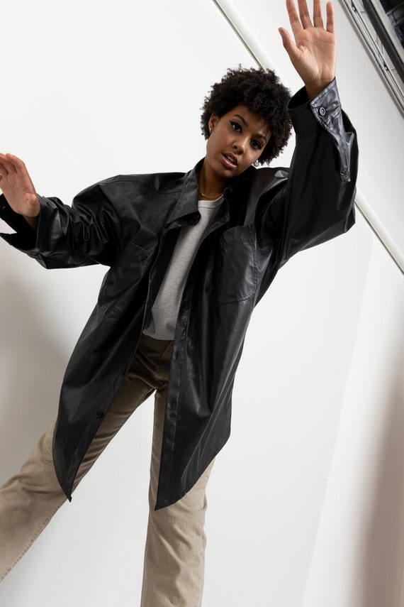 BLACK PLEATHER JACKET Vintage Coat 