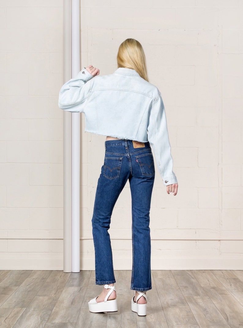 size 2 in levis