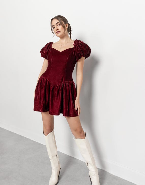 velvet holiday cocktail dress Mini Red Vintage 80's / Medium velvet holiday dress JGGSPWM Women's Collared Striped Outfit Size__4t and formal Cut Size:Charm - 5