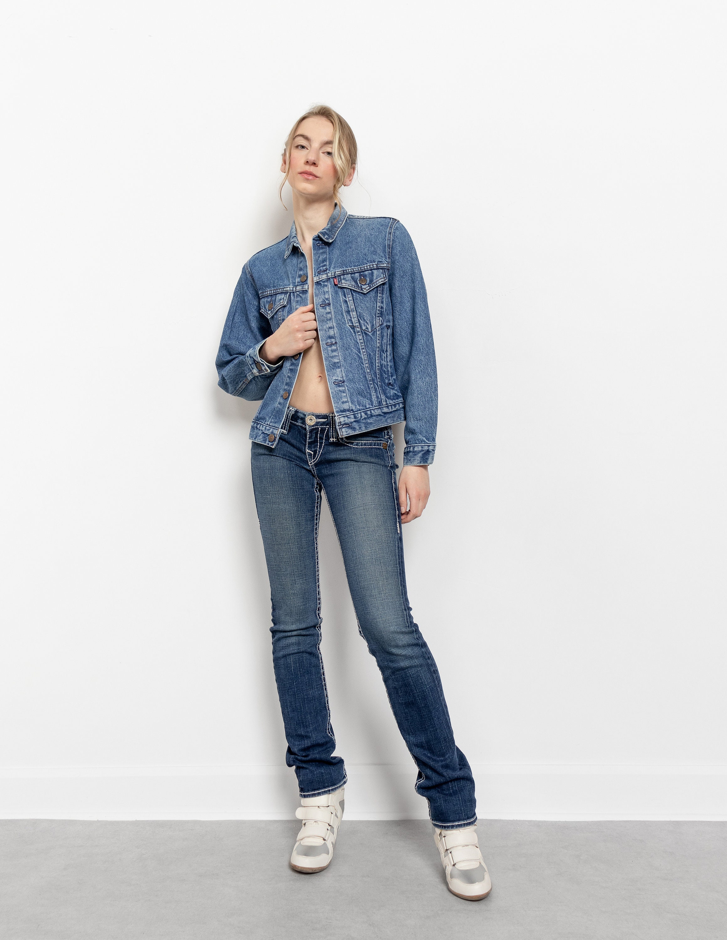LEVI'S DENIM JACKET Vintage Faded Dark Wash Blue Jean Cotton