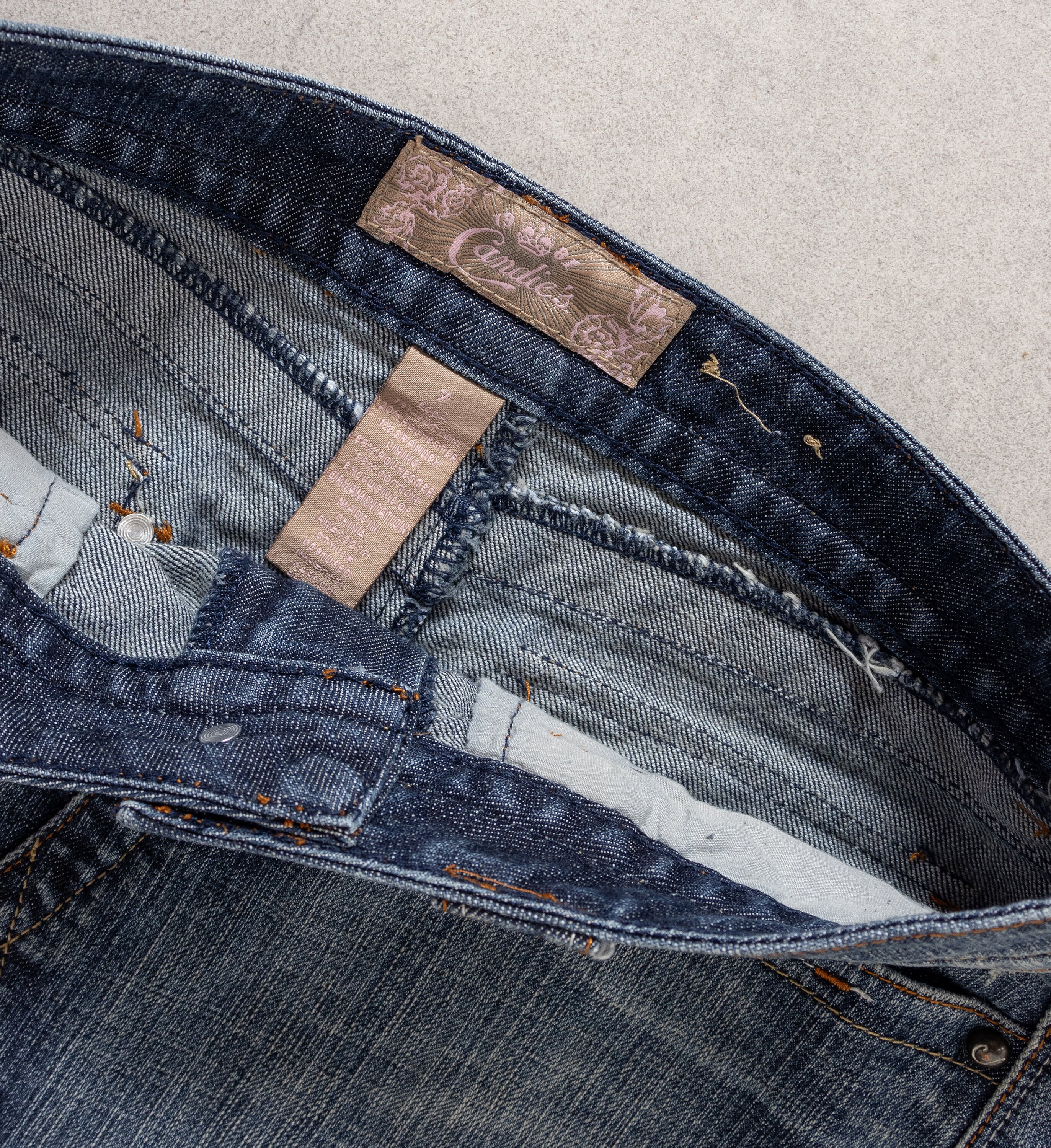 【EEUN】Mono Stitch Denim Mini MO&Co. Women's Blue Long Sleeve Shirt Denim Mini Dress with