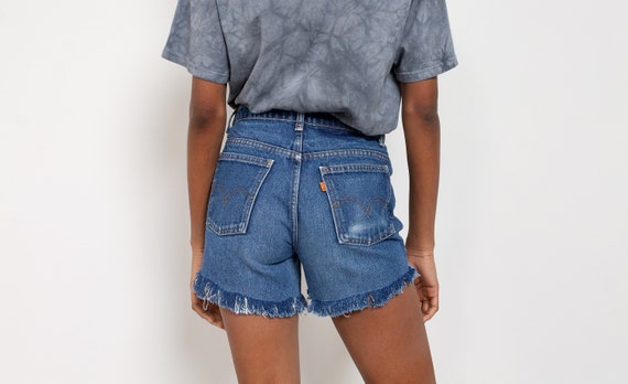 LEVI'S BOYFRIEND SHORTS Cut Offs Denim 