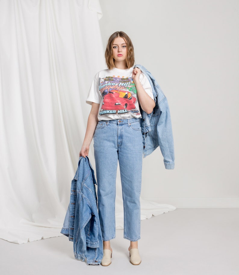 size 11 jeans waist in inches