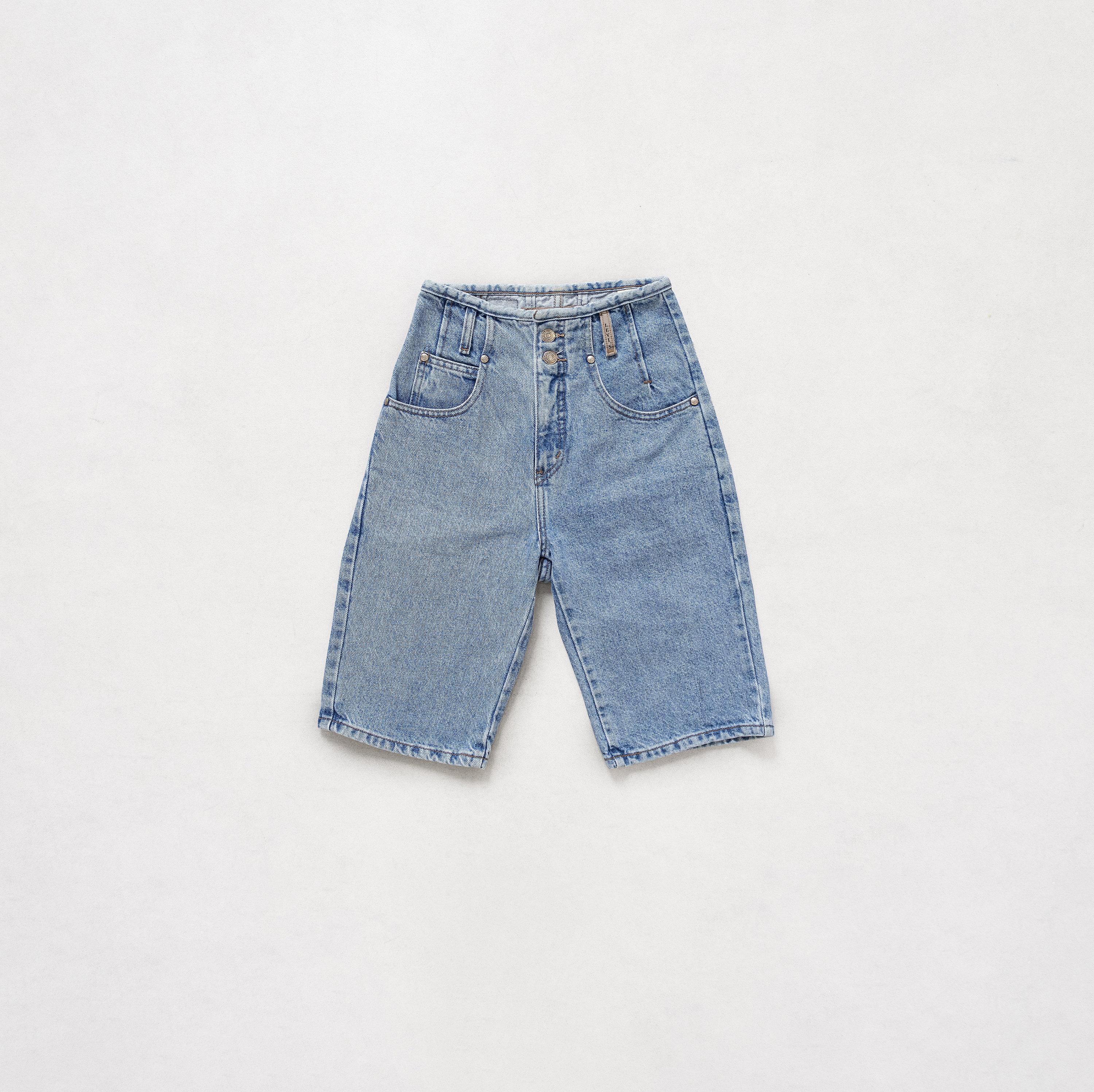 LEVI'S DENIM SHORTS Longline Knee Length Tight Y2K Vintage