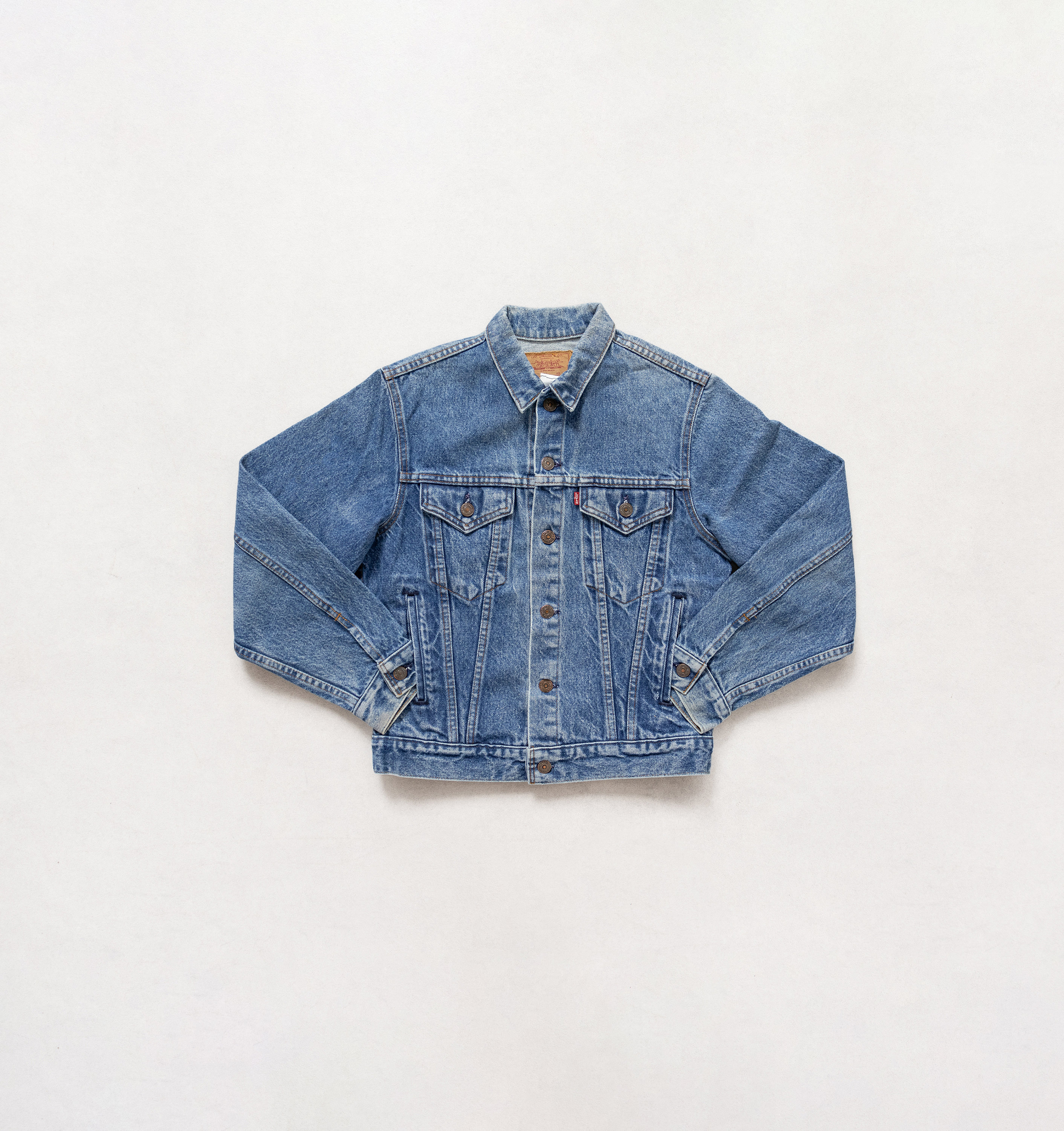 LEVI'S DENIM JACKET Vintage Faded Dark Wash Blue Jean Cotton