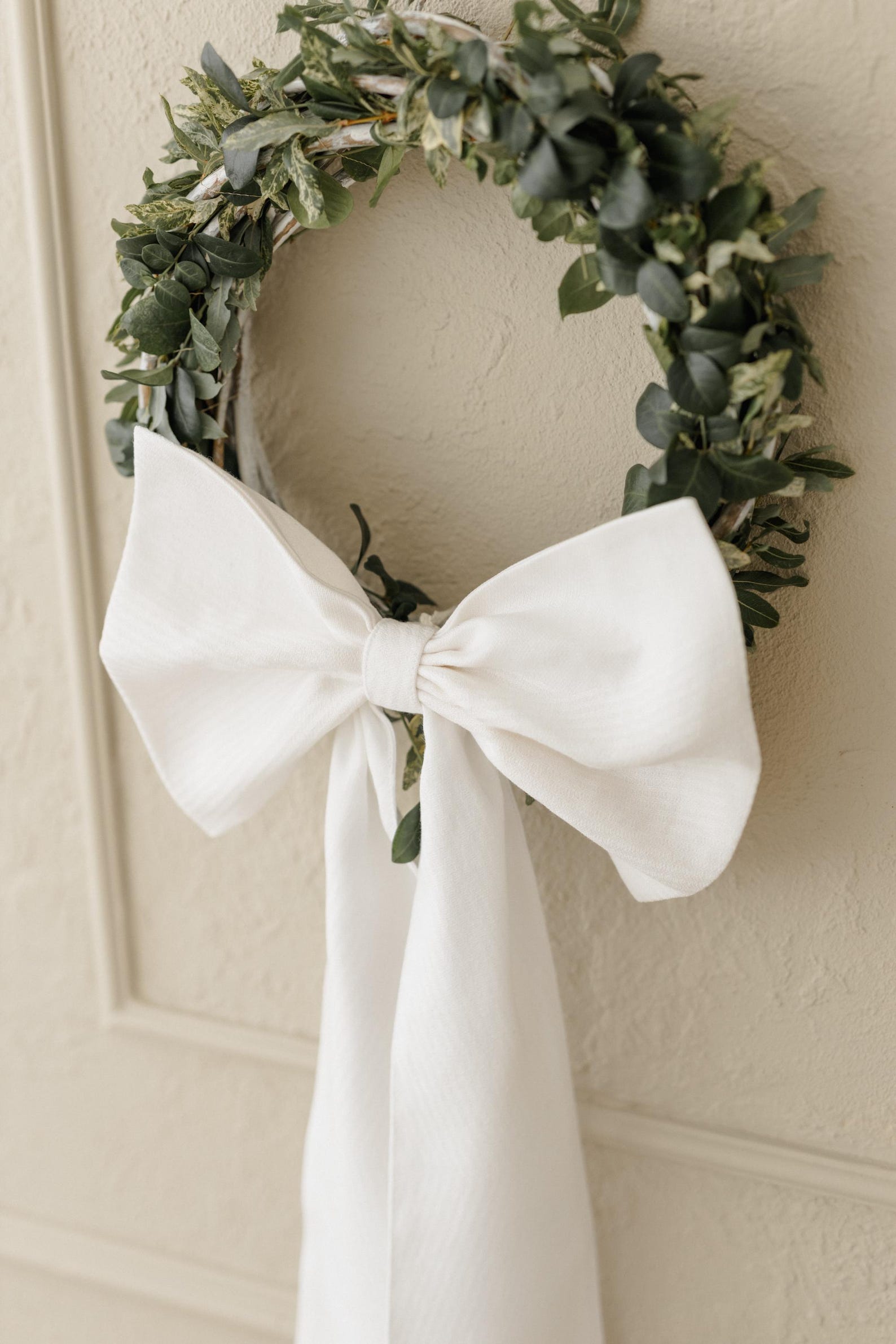 Long White Linen Decorative Bow, Large Ribbon for Interior, Festive ...