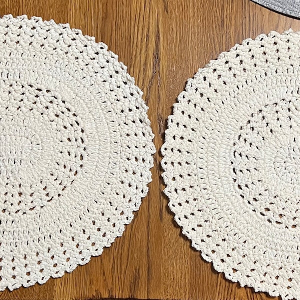 Crochet Cotton Oval Placemats set of 2 in Soft Ecru