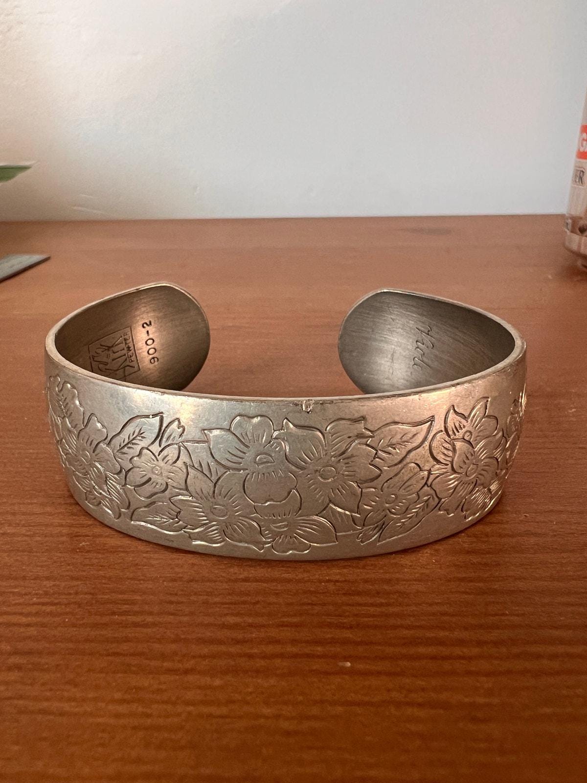 ヴィンテージ！Silver Wavy Cuff ブレスレット　#2 Vintage Kirk Stieff Pewter Cuff Bracelet Floral Design 900-2