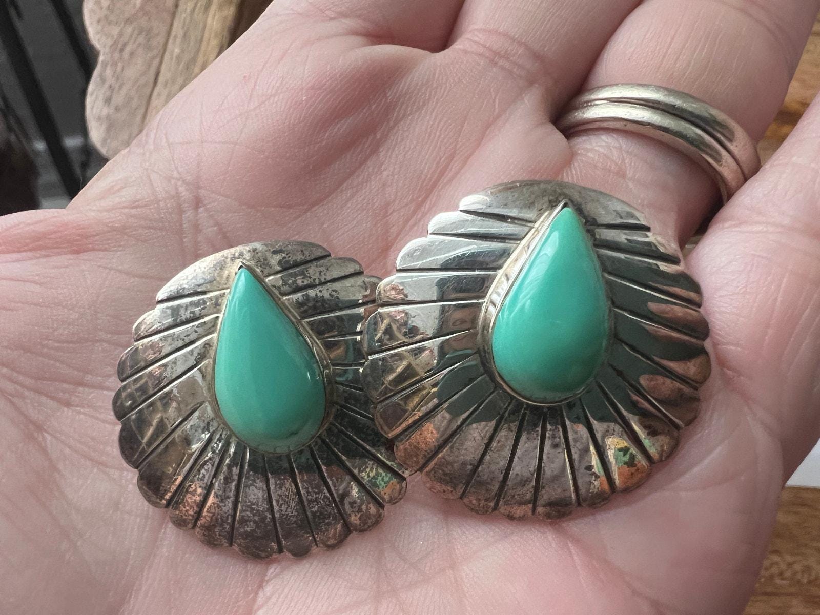 Vintage Navajo 925 Sterling Silver Green Blue Turquoise Concho
