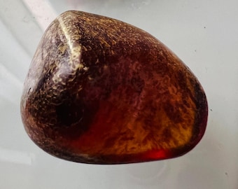 7g Sumatra Blue Amber Stone – Red Orange UV Fluorescent Fossil Resin Indonesia