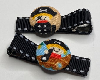 Pirates...........2 button hair clips