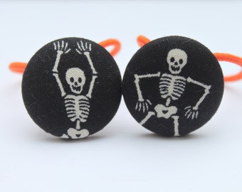 Halloween... Skelett Pferdeschwanz Inhaber
